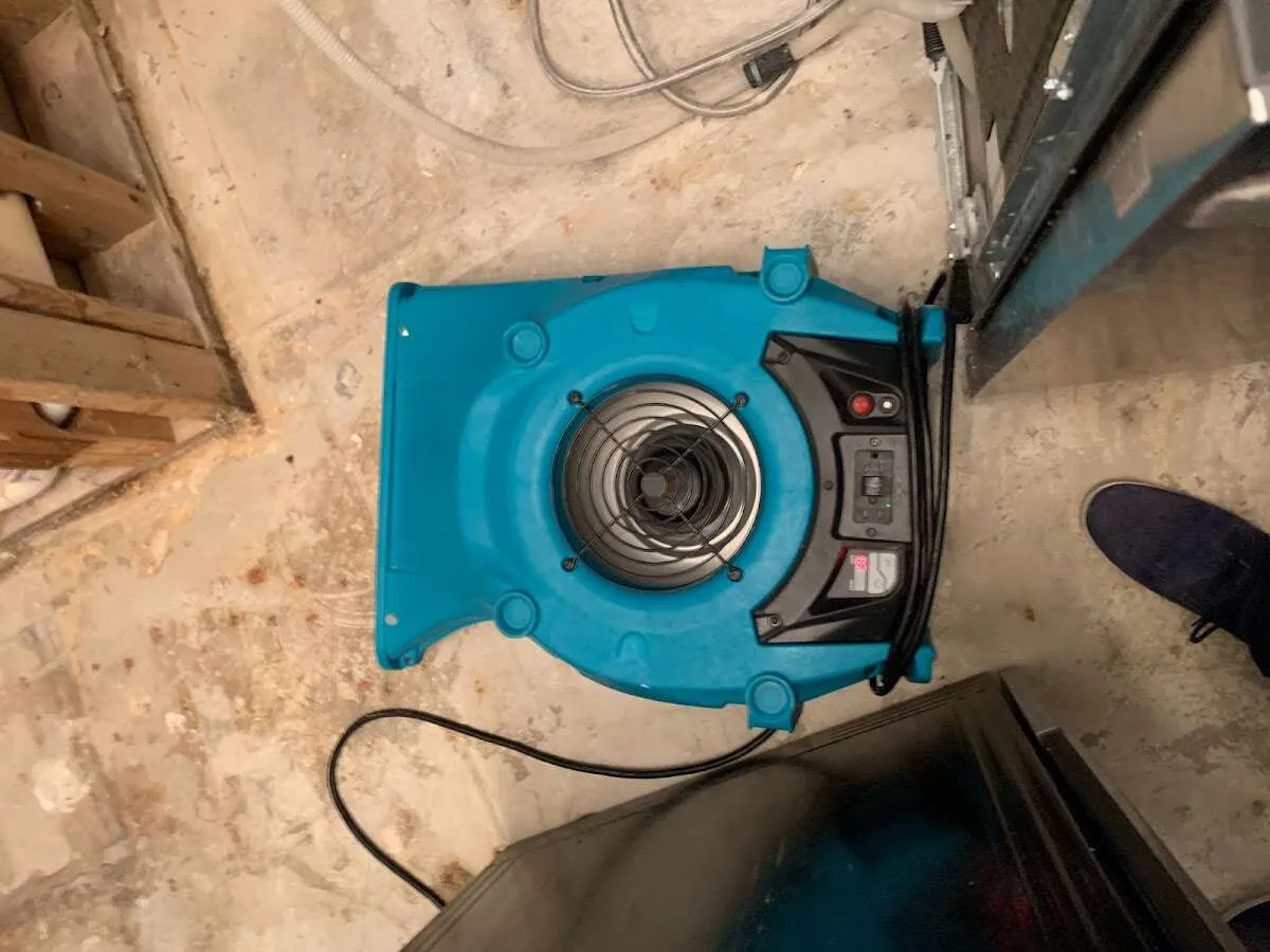 Air mover drying equipment for Mold Remediation & Removal in Ashburnham